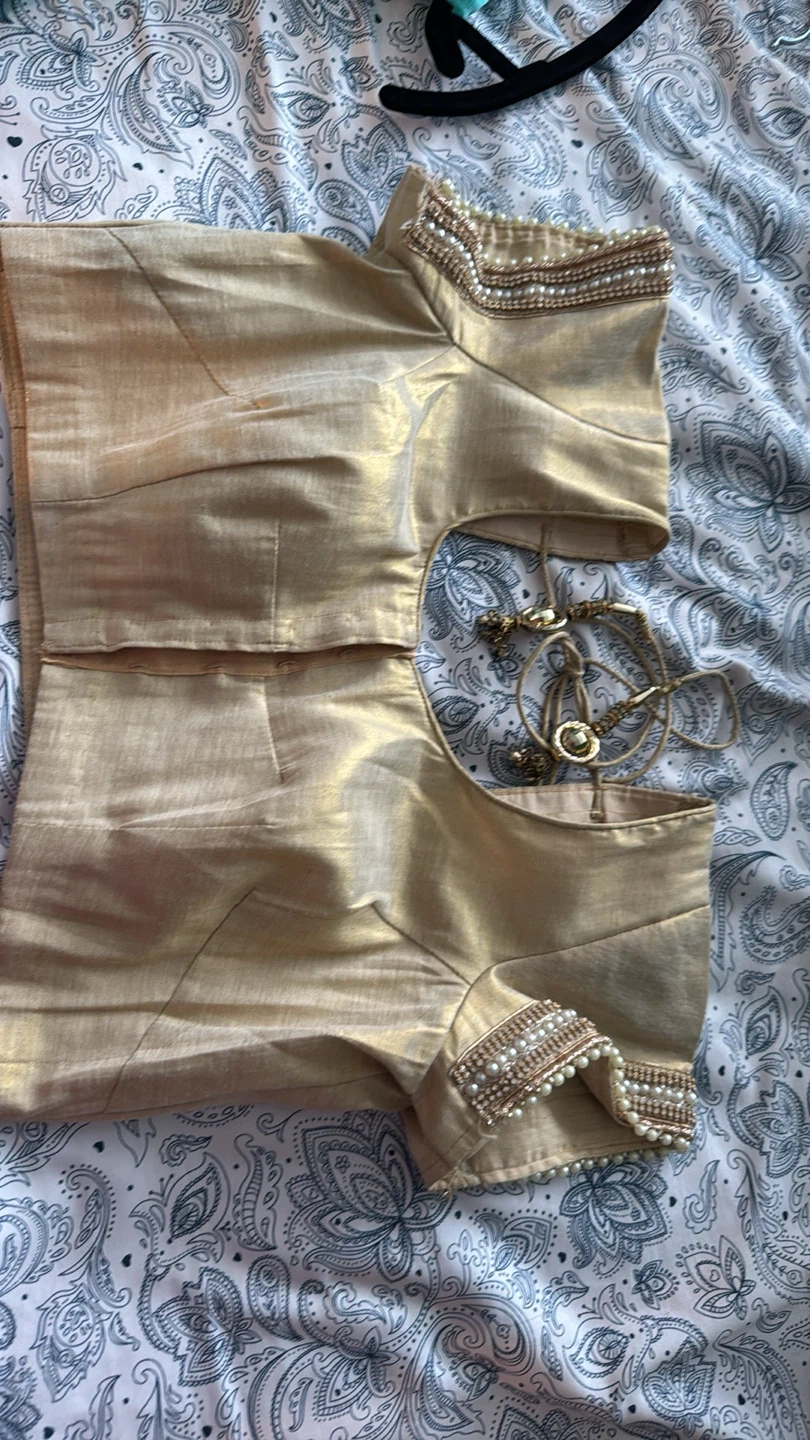 Ready-to-Wear Saree for Sale - photo 4
