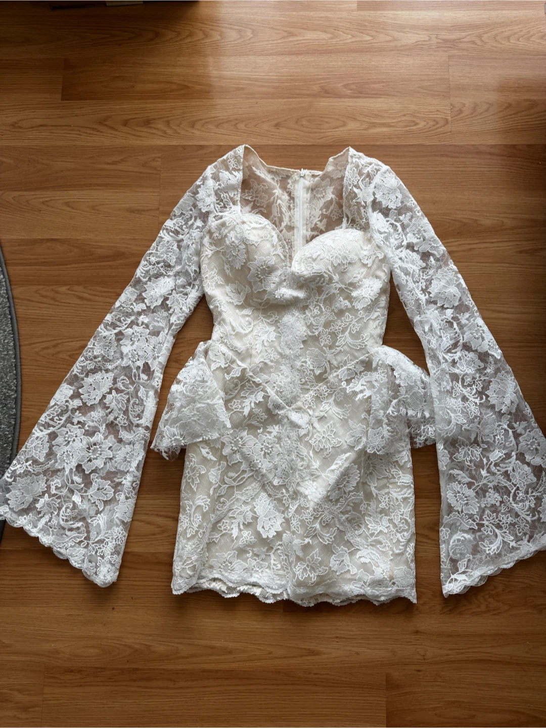 White Lace Mini Dress with Bell Sleeves - photo 2