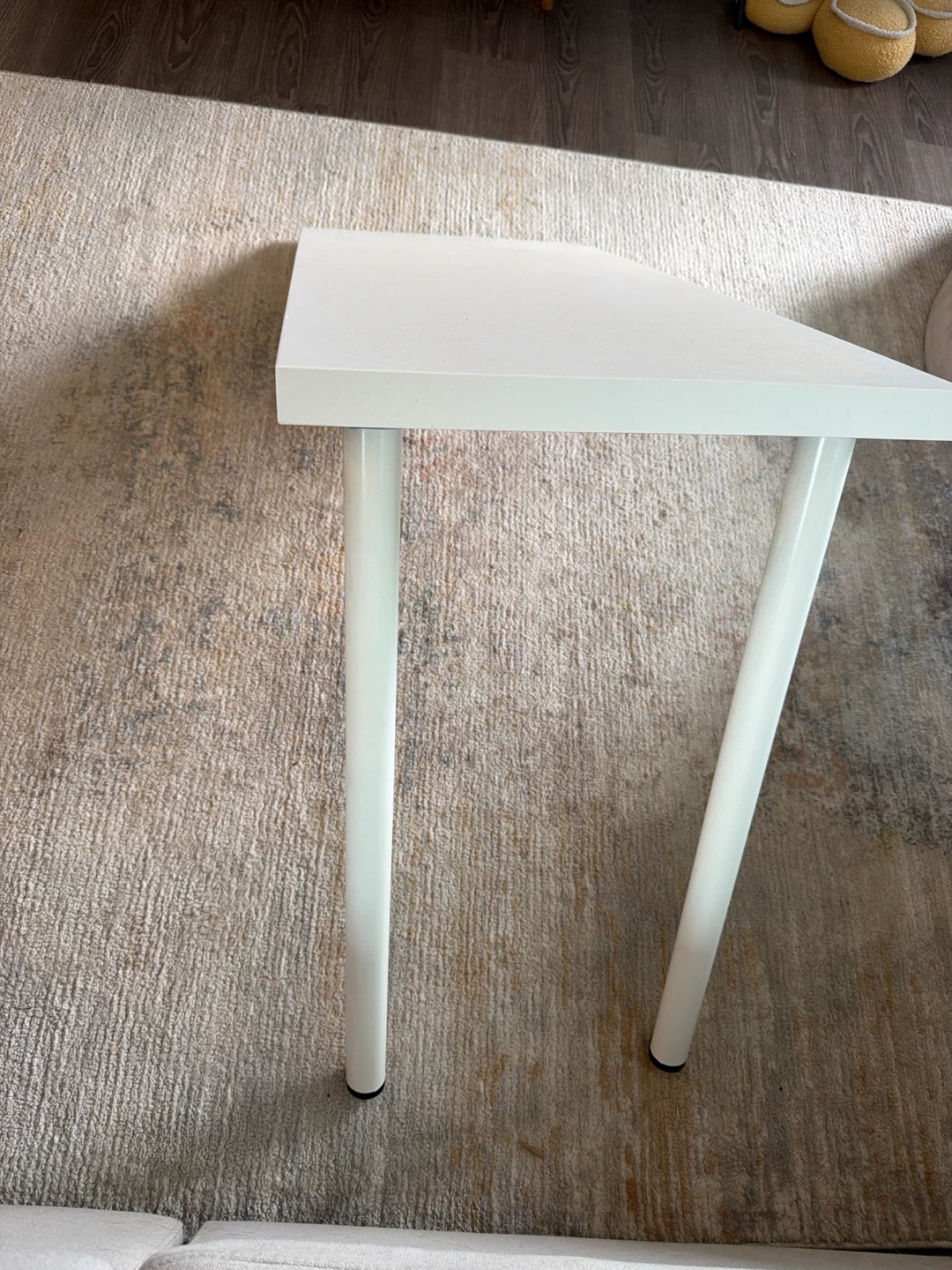 IKEA desk with 2 legs - photo 2