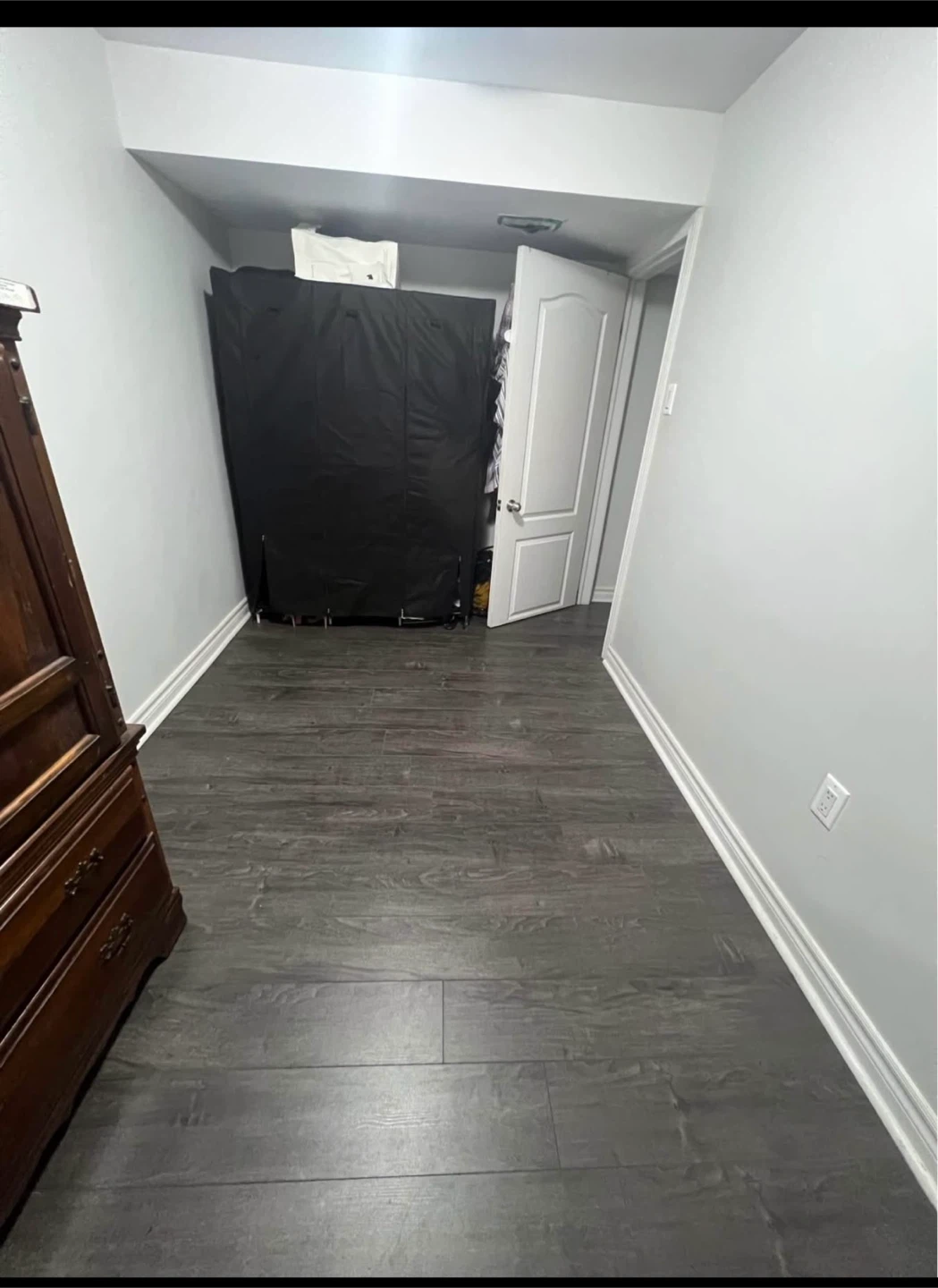 Private Room for Rent – Female Preferred - August 1 - photo 5