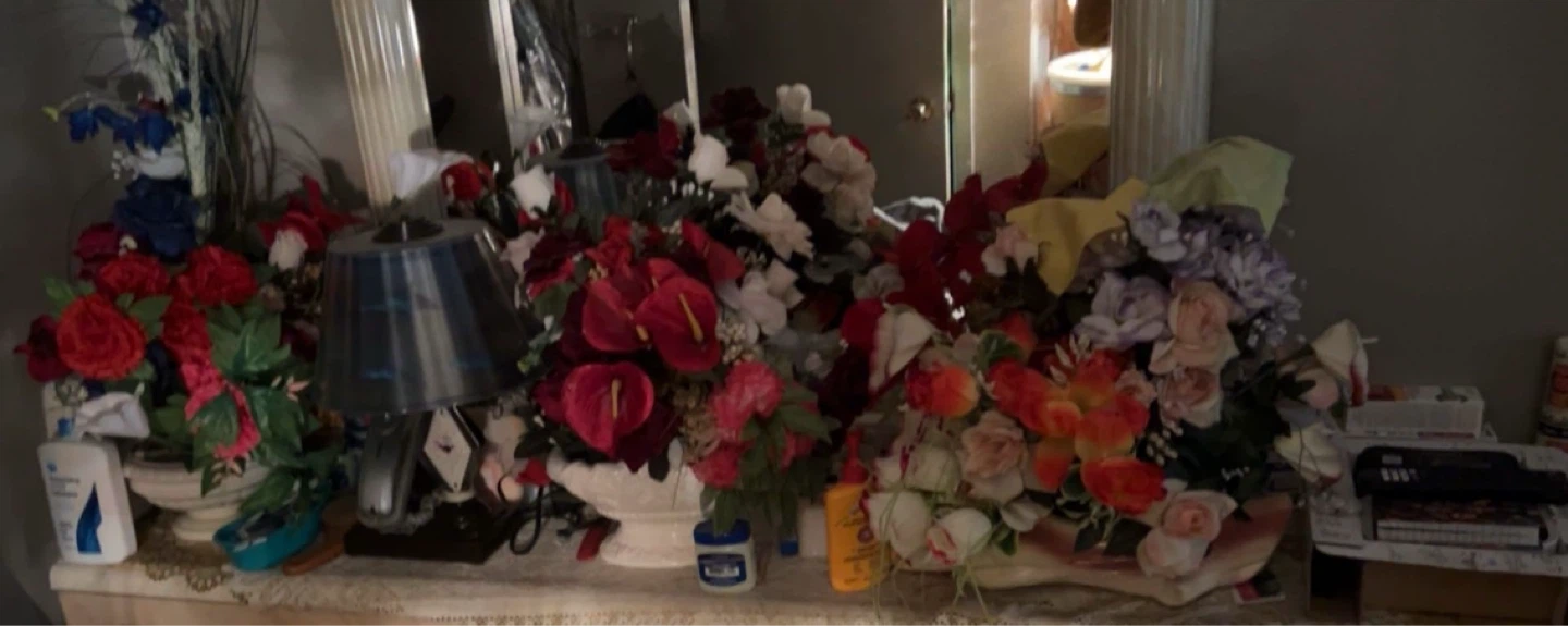 Artificial flowers