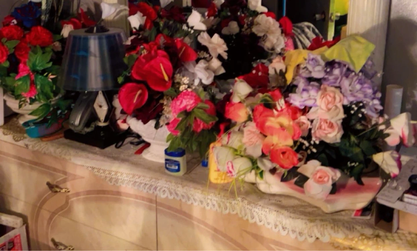 Artificial flowers - photo 2