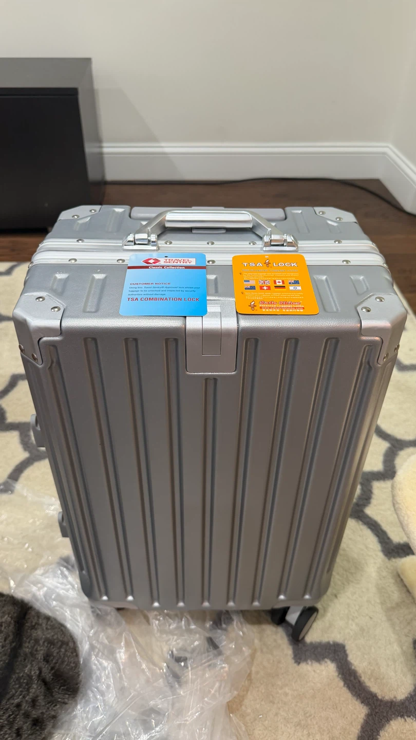 NEW HotWay 20 inch Carry on luggage - photo 3
