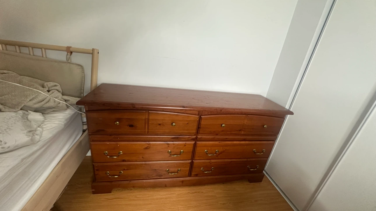 Wooden Dresser with 6 Drawers - photo 2