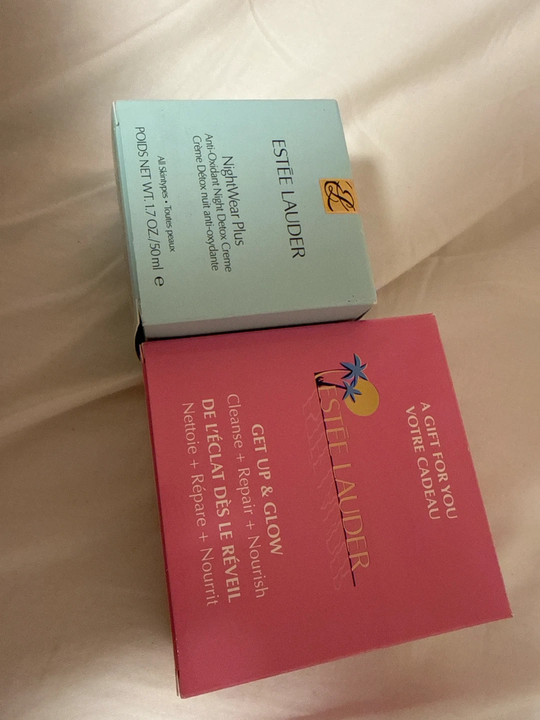 (BNIB) Estée Lauder Cream great for gift - photo 2