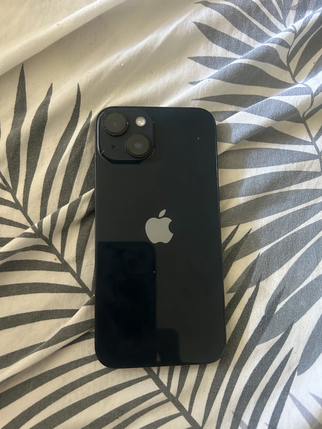I phone 14 - photo 2