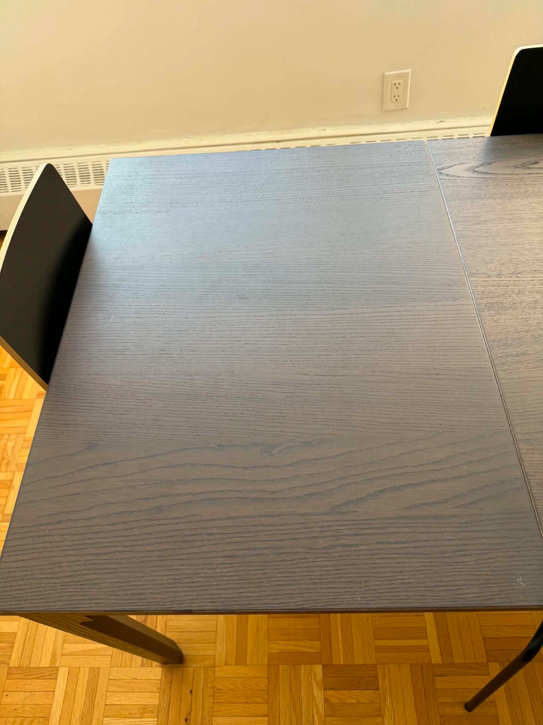 Extendable Dining Table with 4 Black Chairs