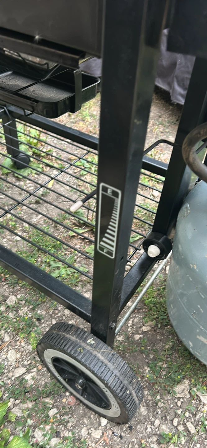 Weber grill - photo 4