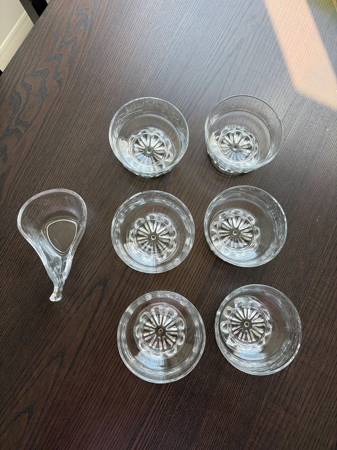 Glass dessert bowls with pouring spout