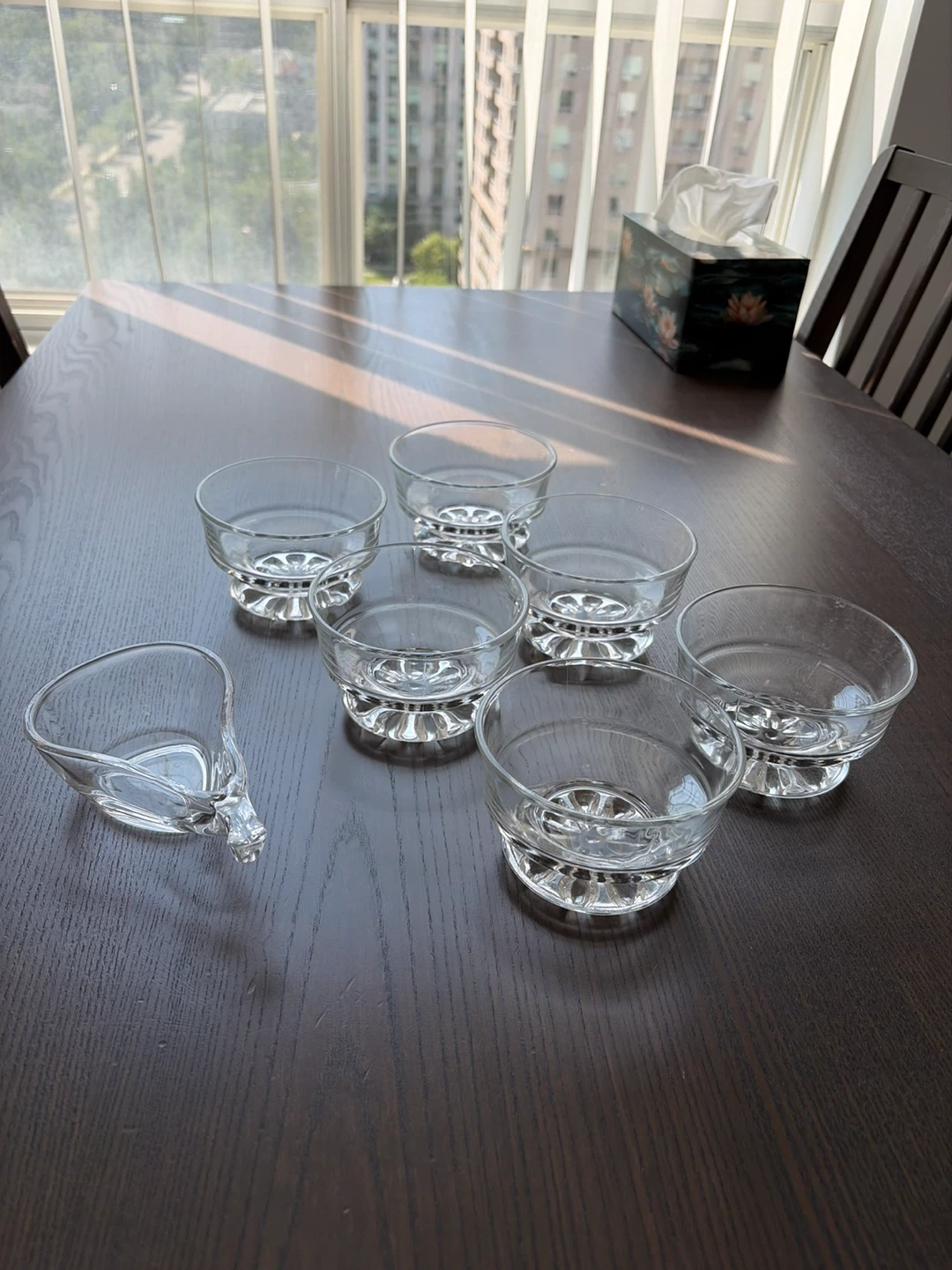 Glass dessert bowls with pouring spout - photo 2