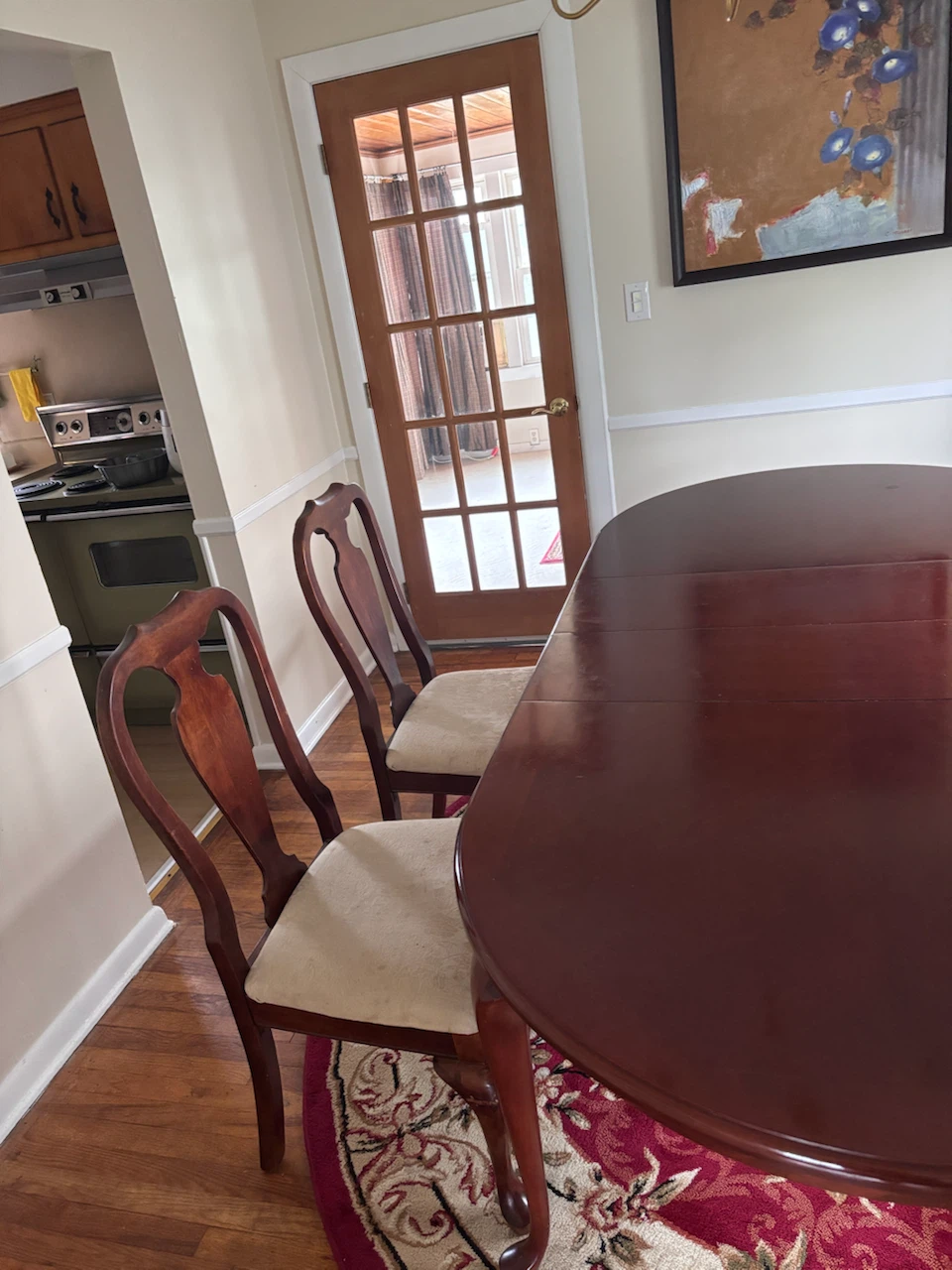 Mahogany Dining Table with 6 Chairs - photo 4