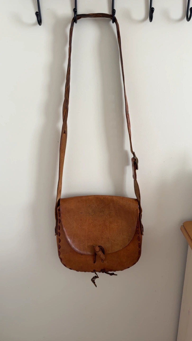 Vintage 80s Leather Crossbody Purse with Bug Embossment