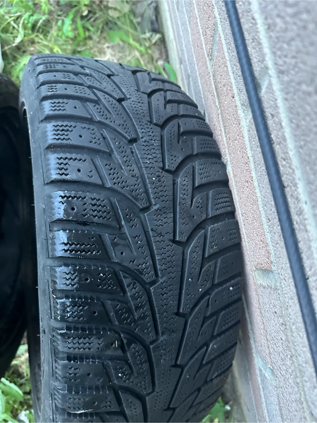 17 inch winter tires on steelies / 215 / 45 R17 5x114.3 - photo 3