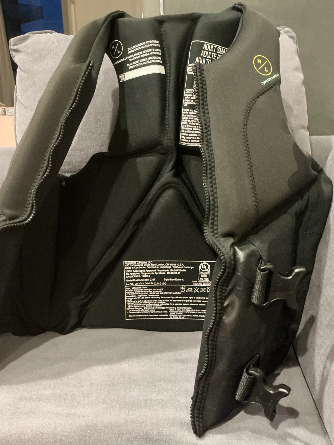 Hyperlite Life Vest - Adult Small - photo 2