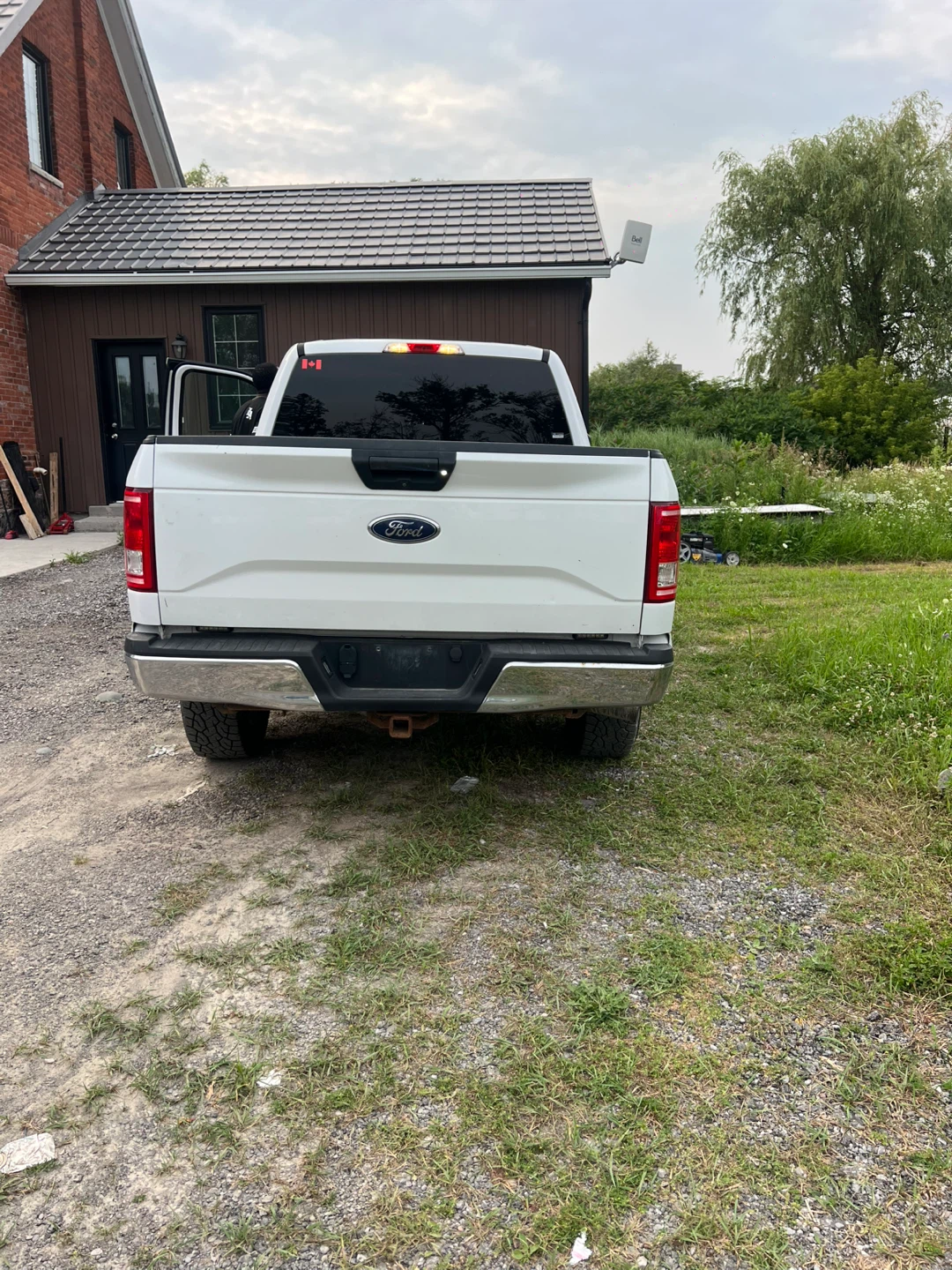 White Ford F-150 Truck - photo 2