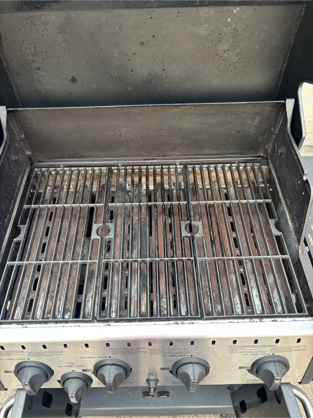 Sterling 6 Burner Propane BBQ with Side Burner - photo 4
