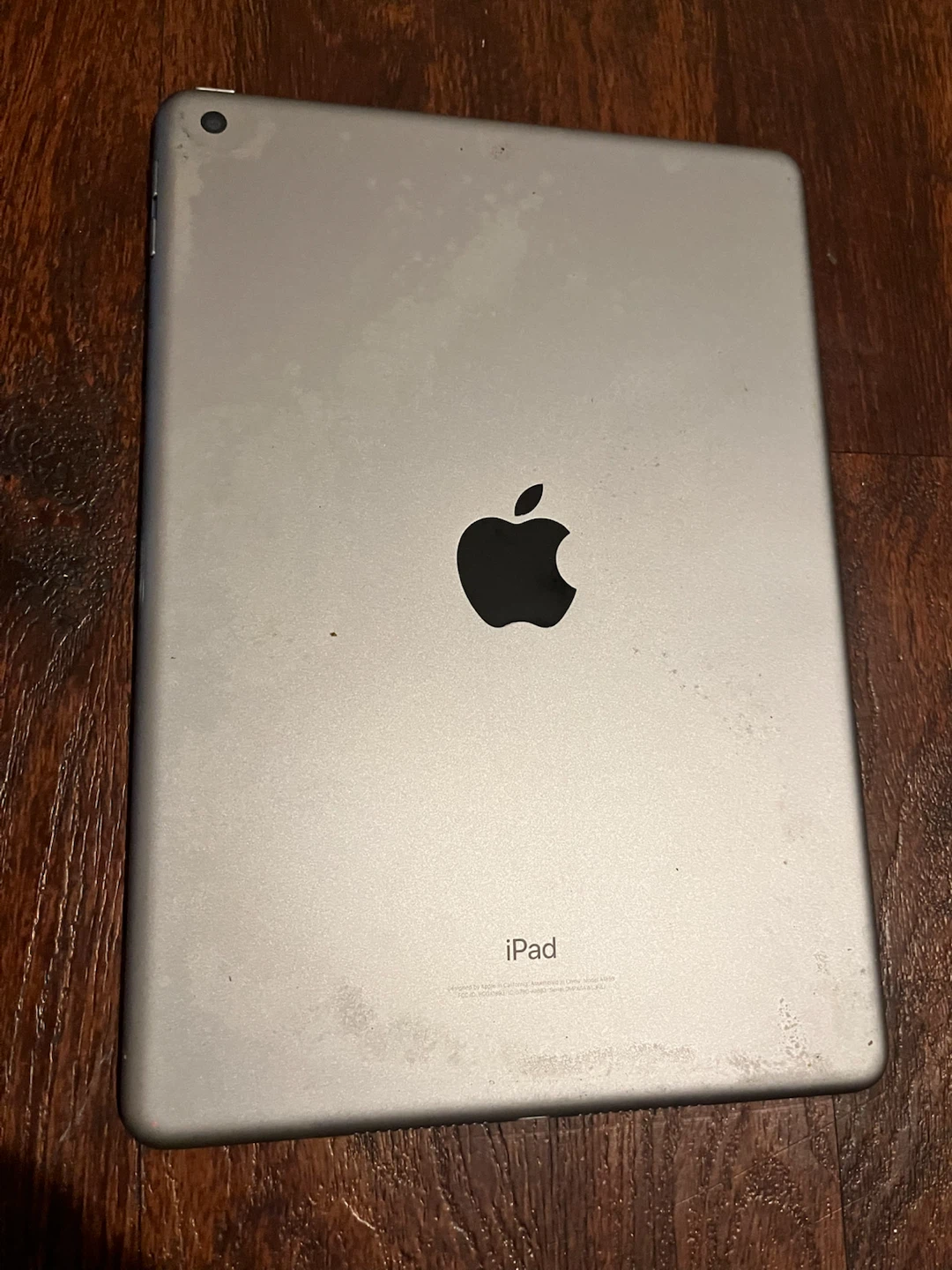 Apple iPad (6th Generation) - photo 2
