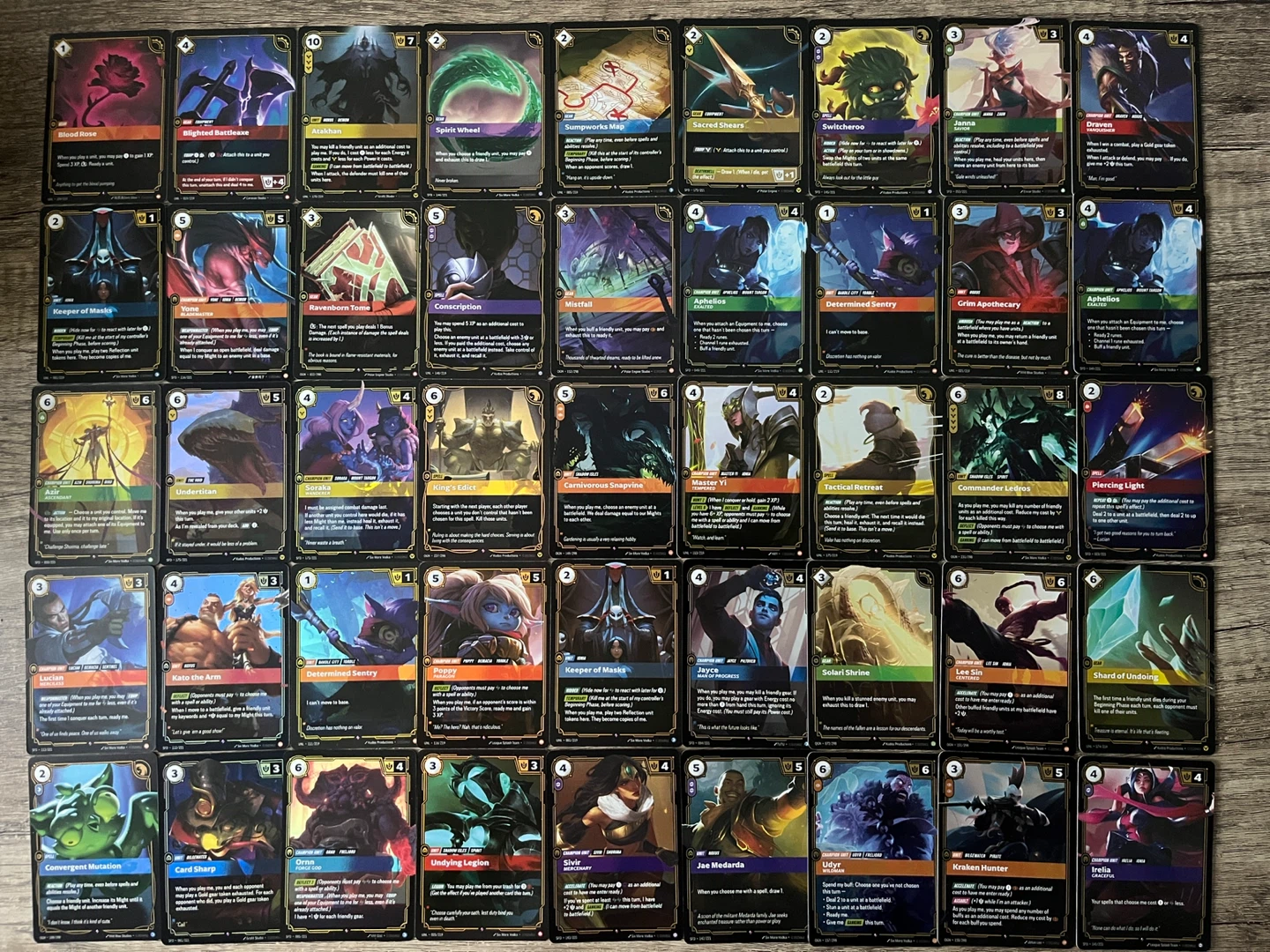 A Lot of Holo Riftbound Cards (100+) - photo 2
