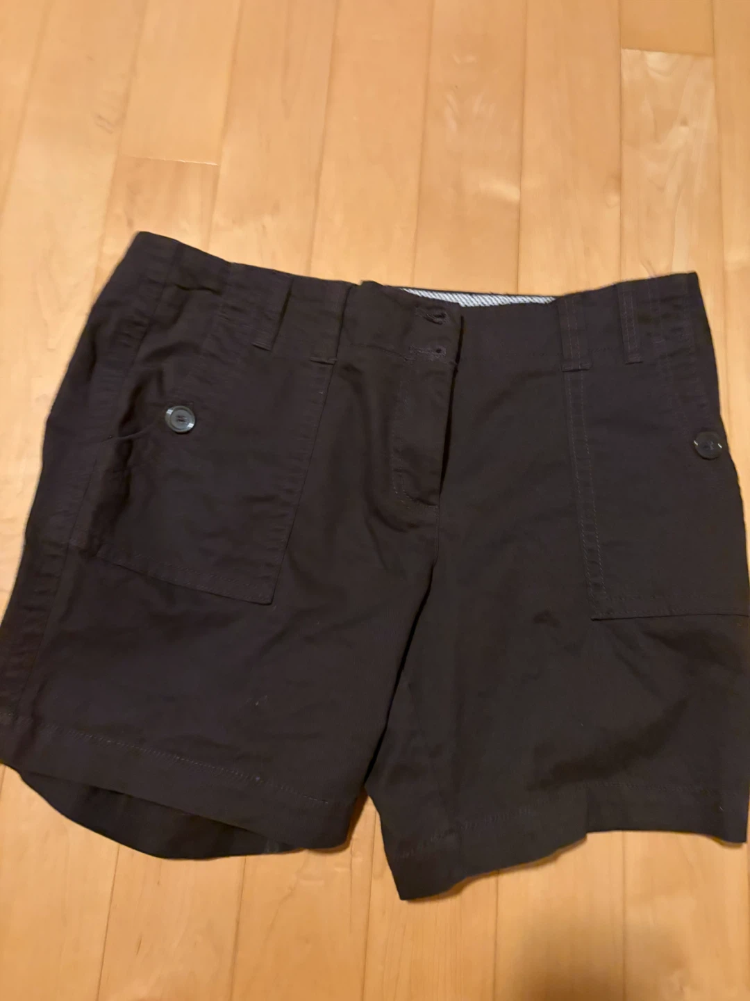 Dalia Women's Size 12 Shorts