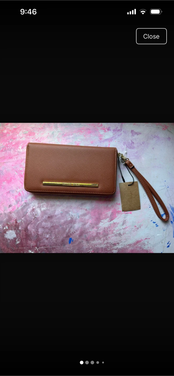 Steve Madden Brown Zip Around Wallet Wristlet