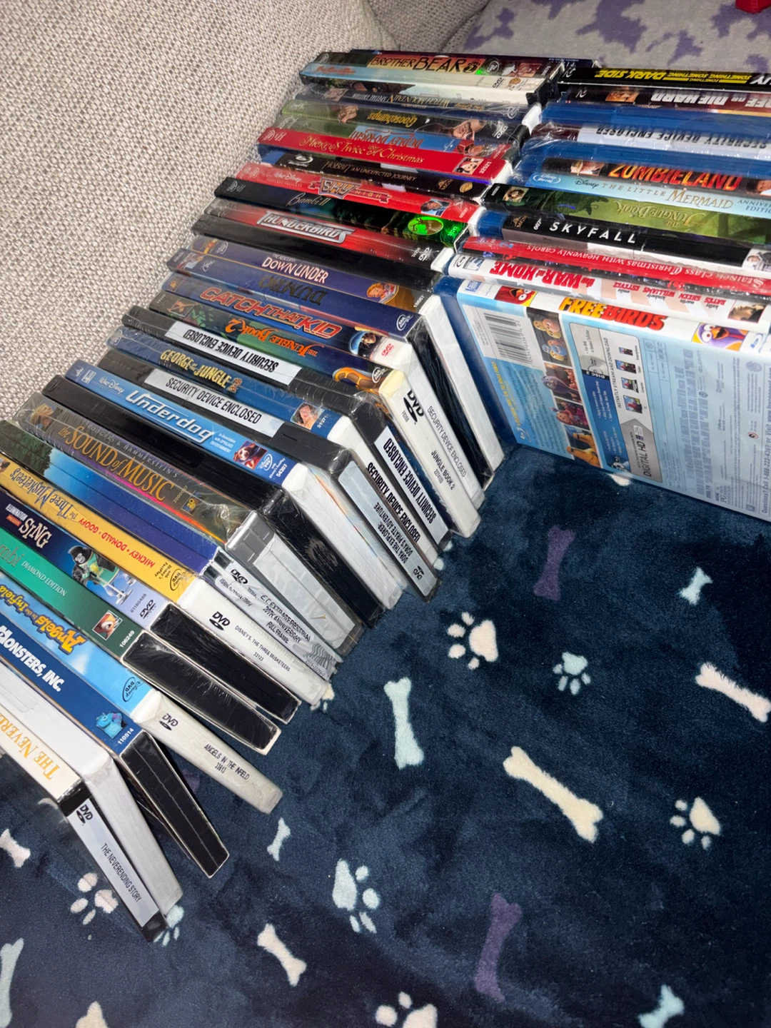 43 DVD : DISNEY and  FILMS - photo 2