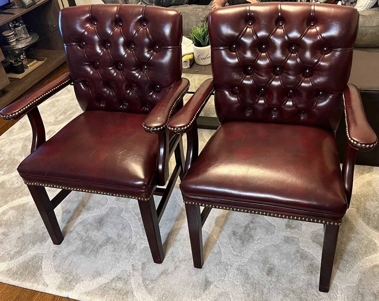 Set of 2 Burgundy Leather Tufted Armchairs