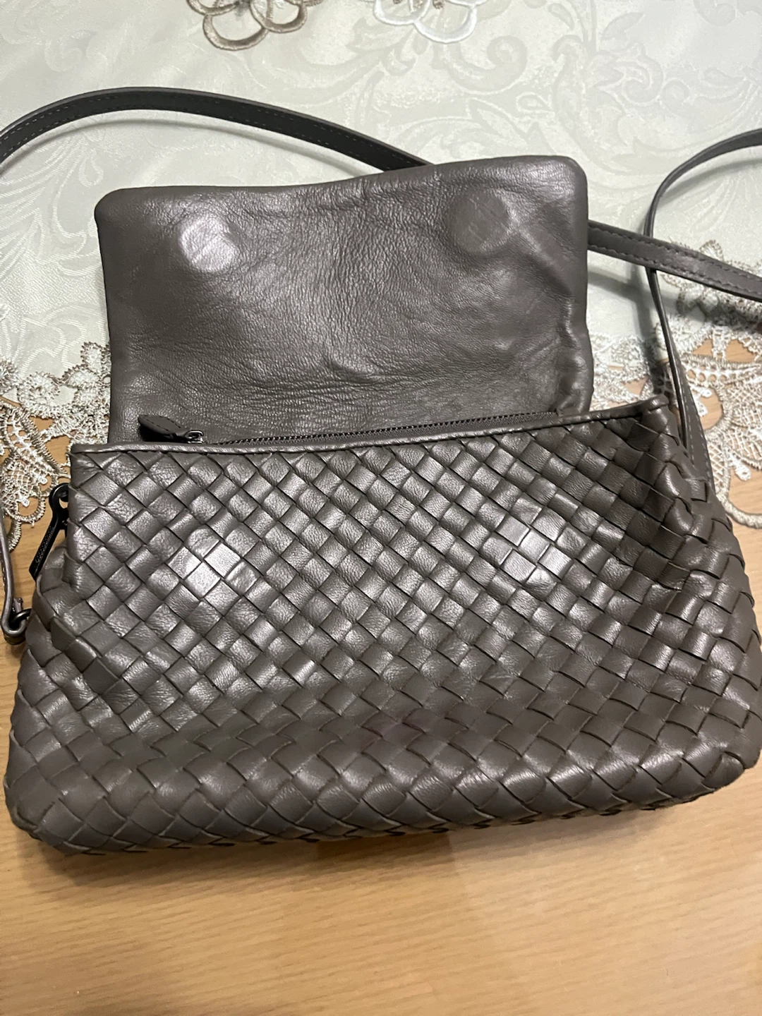 BOTTEGA VENETA Intrecciato Leather Shoulder Bag - photo 2