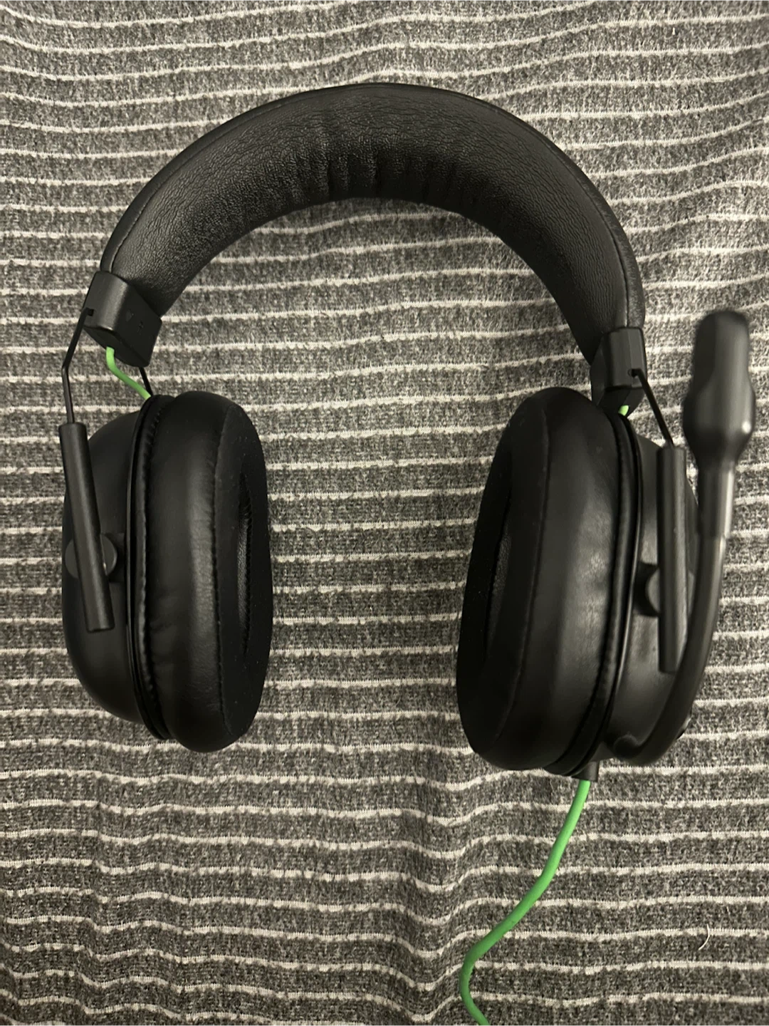 Razer Blackshark V2 X Headphones - photo 2