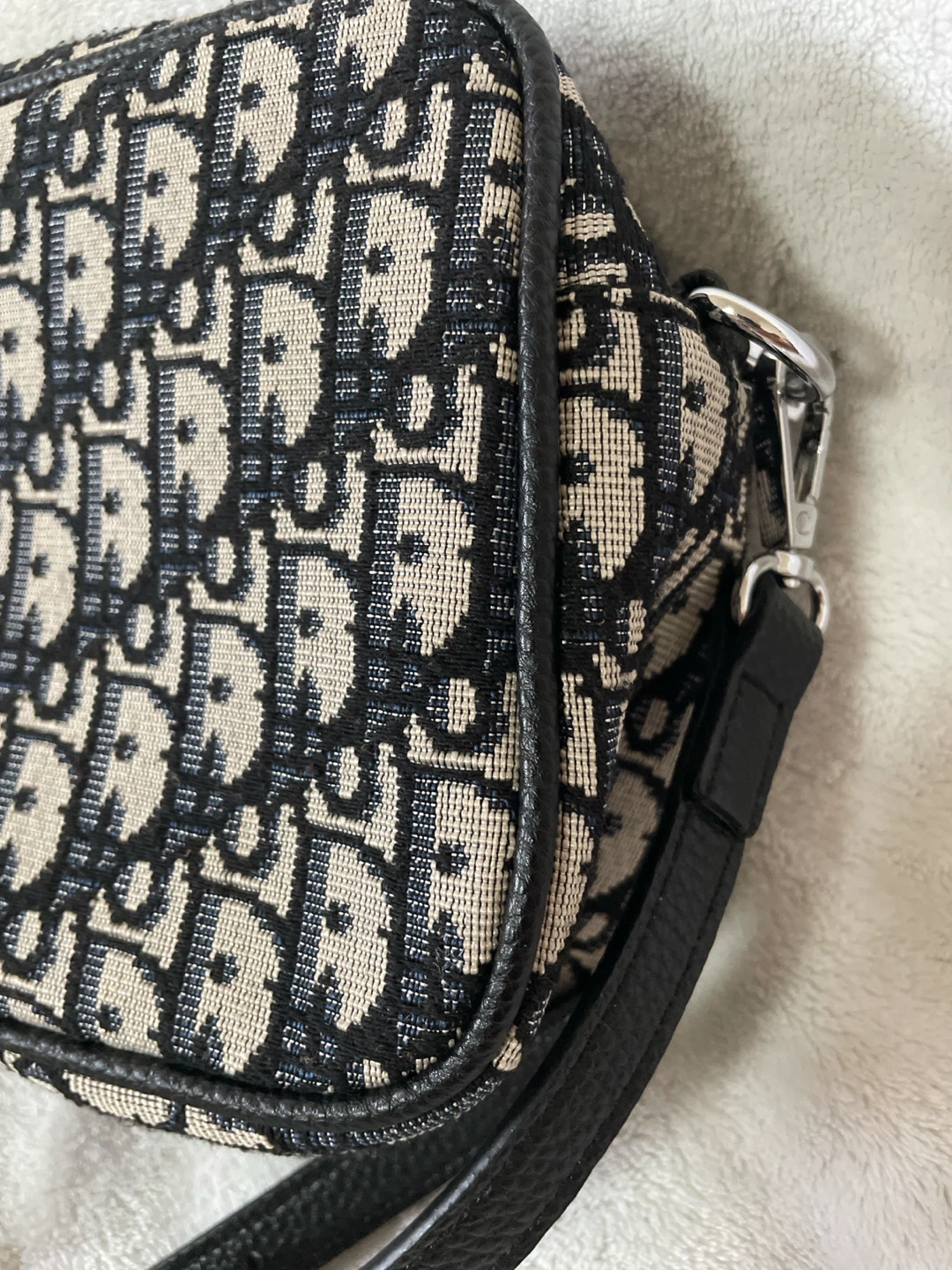 Designer Inspired Monogram Camera/Crossbody Bag - photo 2