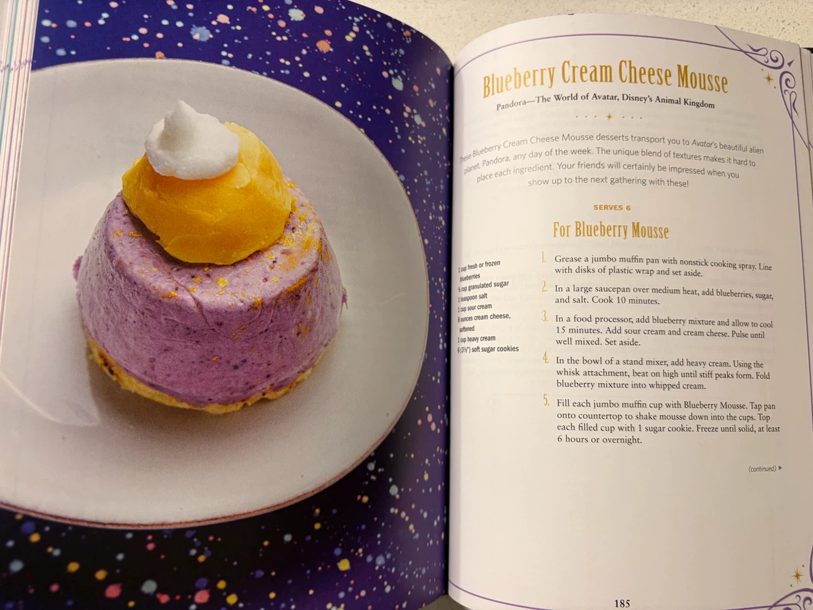The Unofficial Disney Parks & Universal Theme Parks Cookbook Set - photo 3