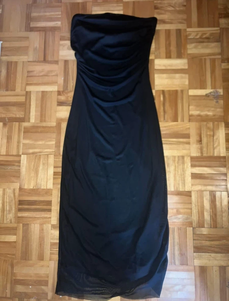 Robe noire bustier