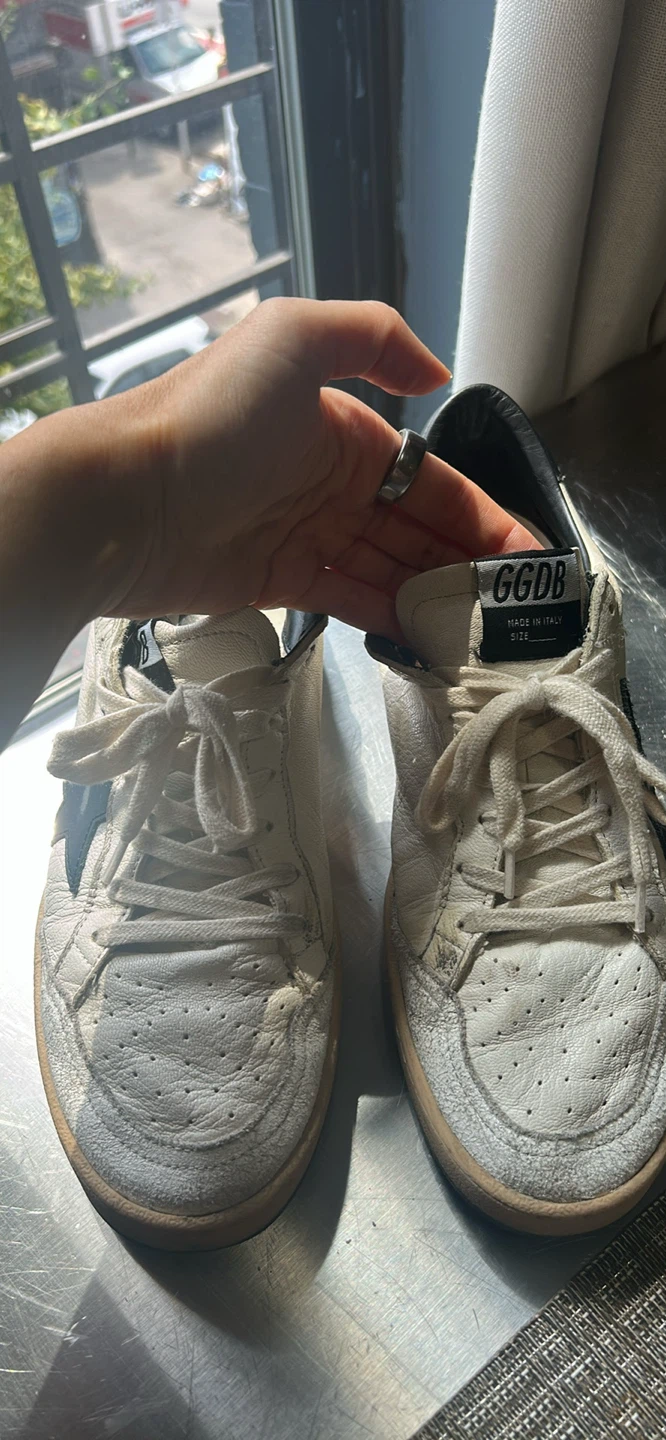 Golden Goose Superstar Sneakers White Black Star Size 8 - photo 2