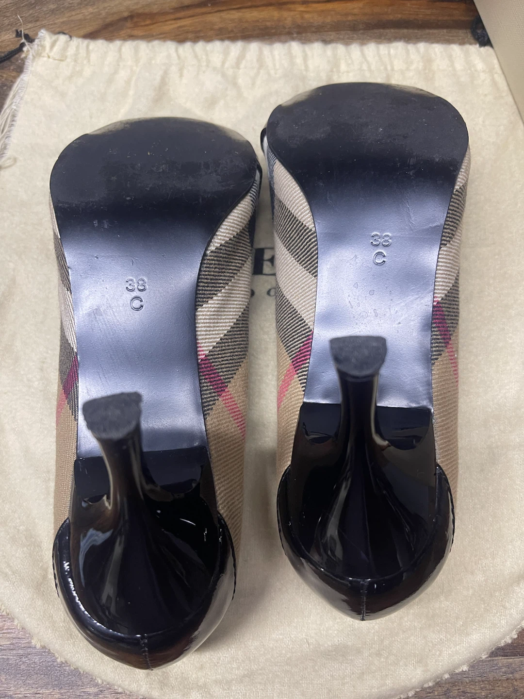 Burberry Heels - Size 38C - photo 2