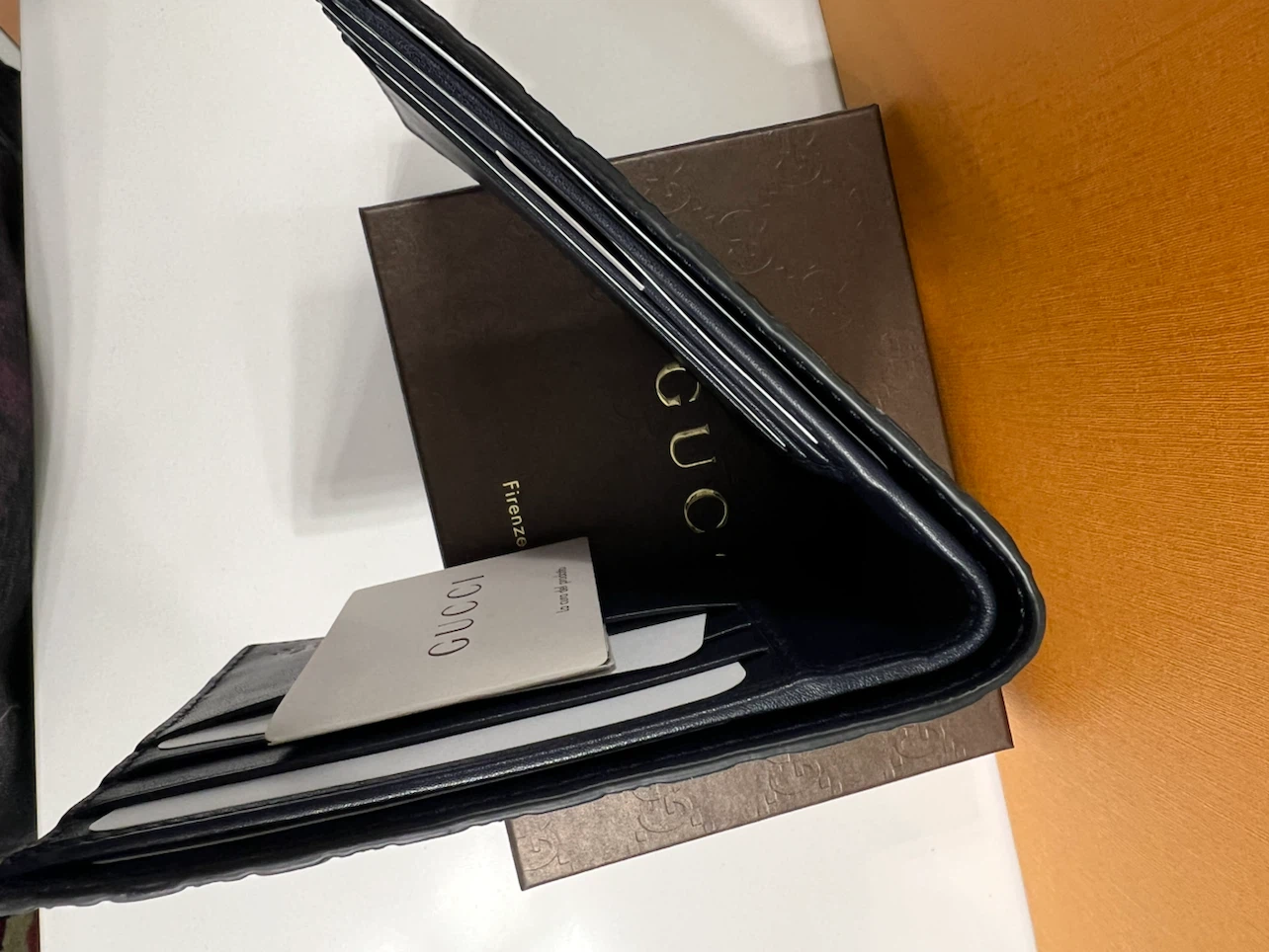 Gucci Bi-Fold Wallet - Black - photo 2