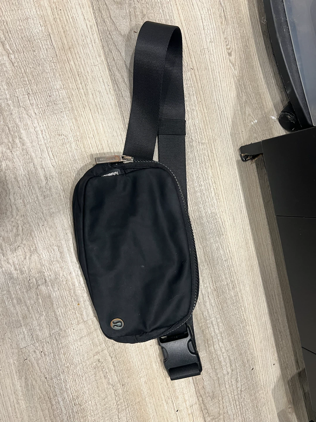 Lululemon Everywhere Belt Bag