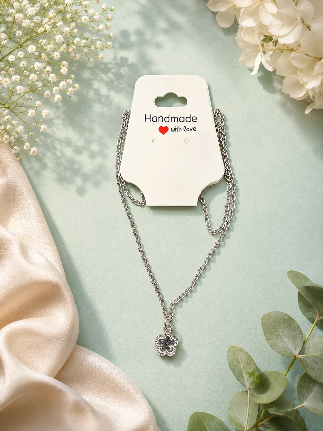 Handmade necklace with flower pendant