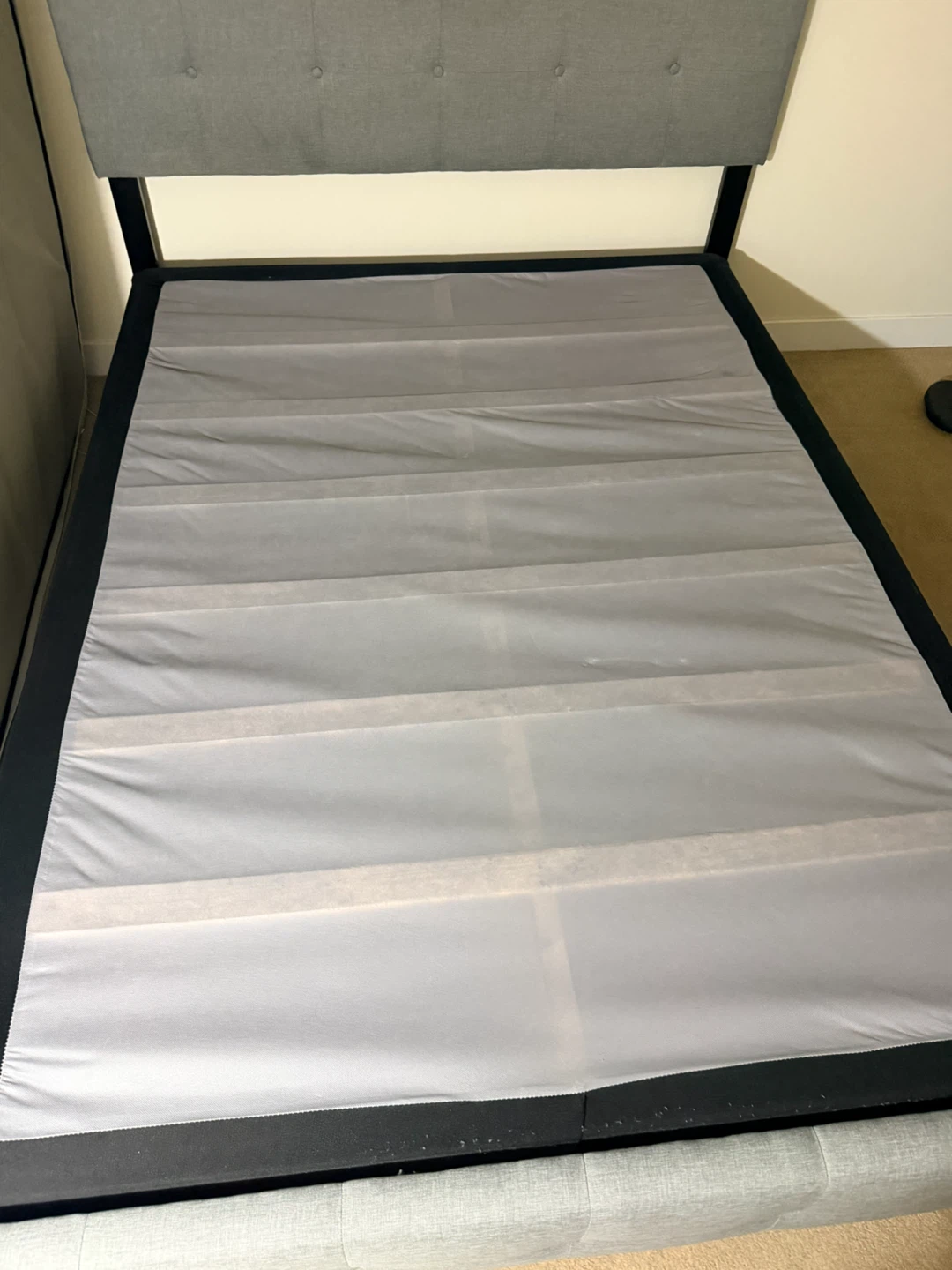 Queen bed with mattress and box spring. - photo 5
