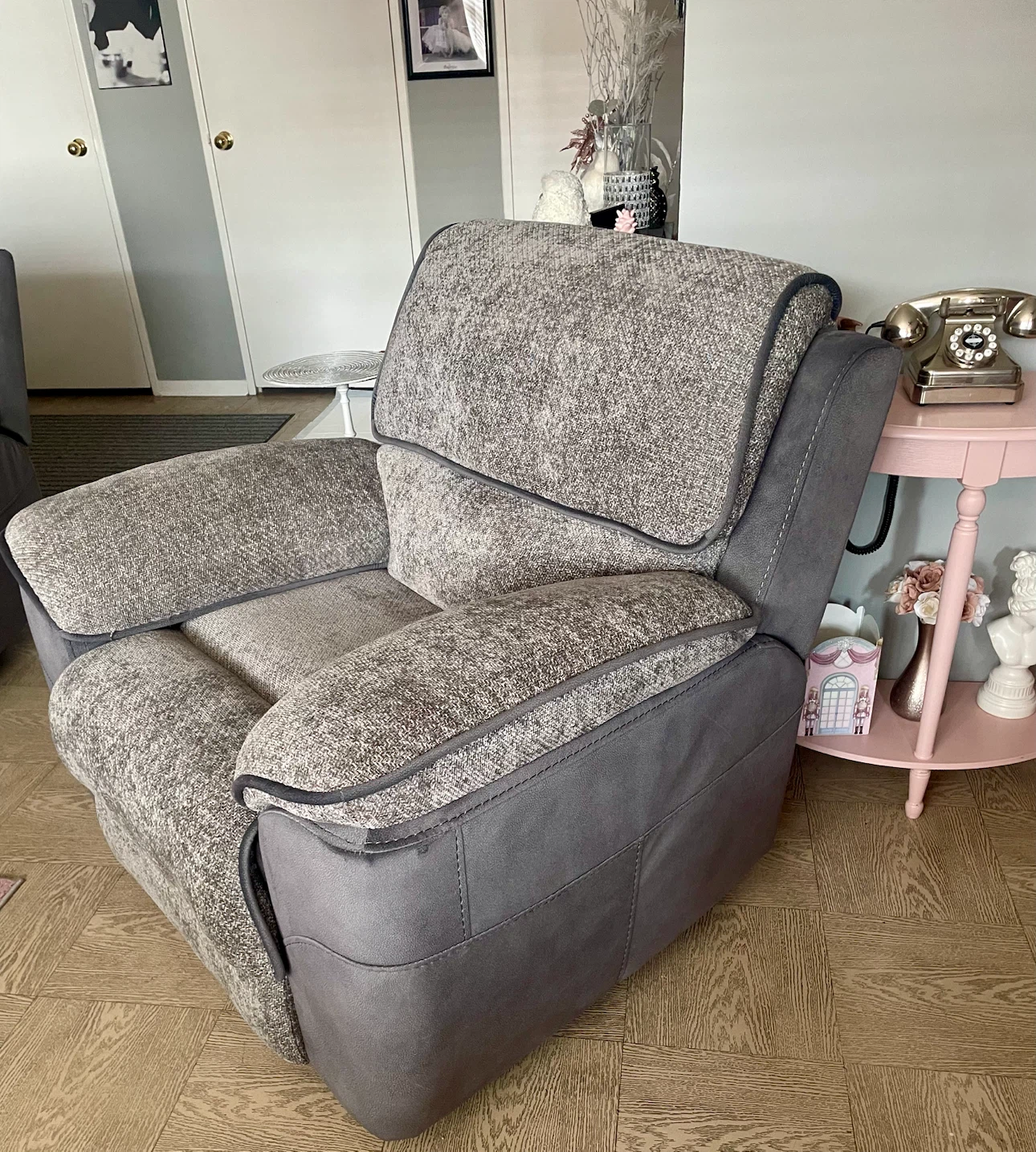 Reclining Loveseat & Chair - photo 3