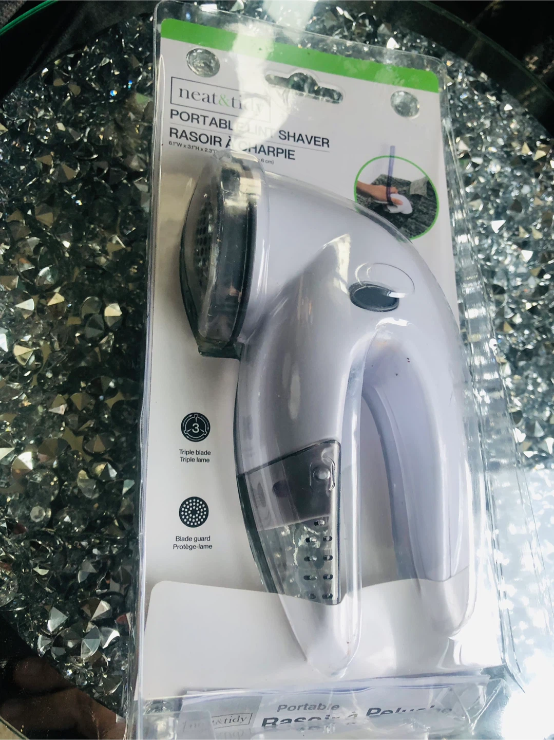 NEW Neat & Tidy Portable Lint Shaver