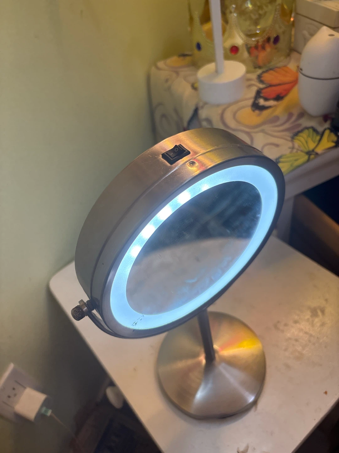 Lighted Vanity Mirror - photo 4