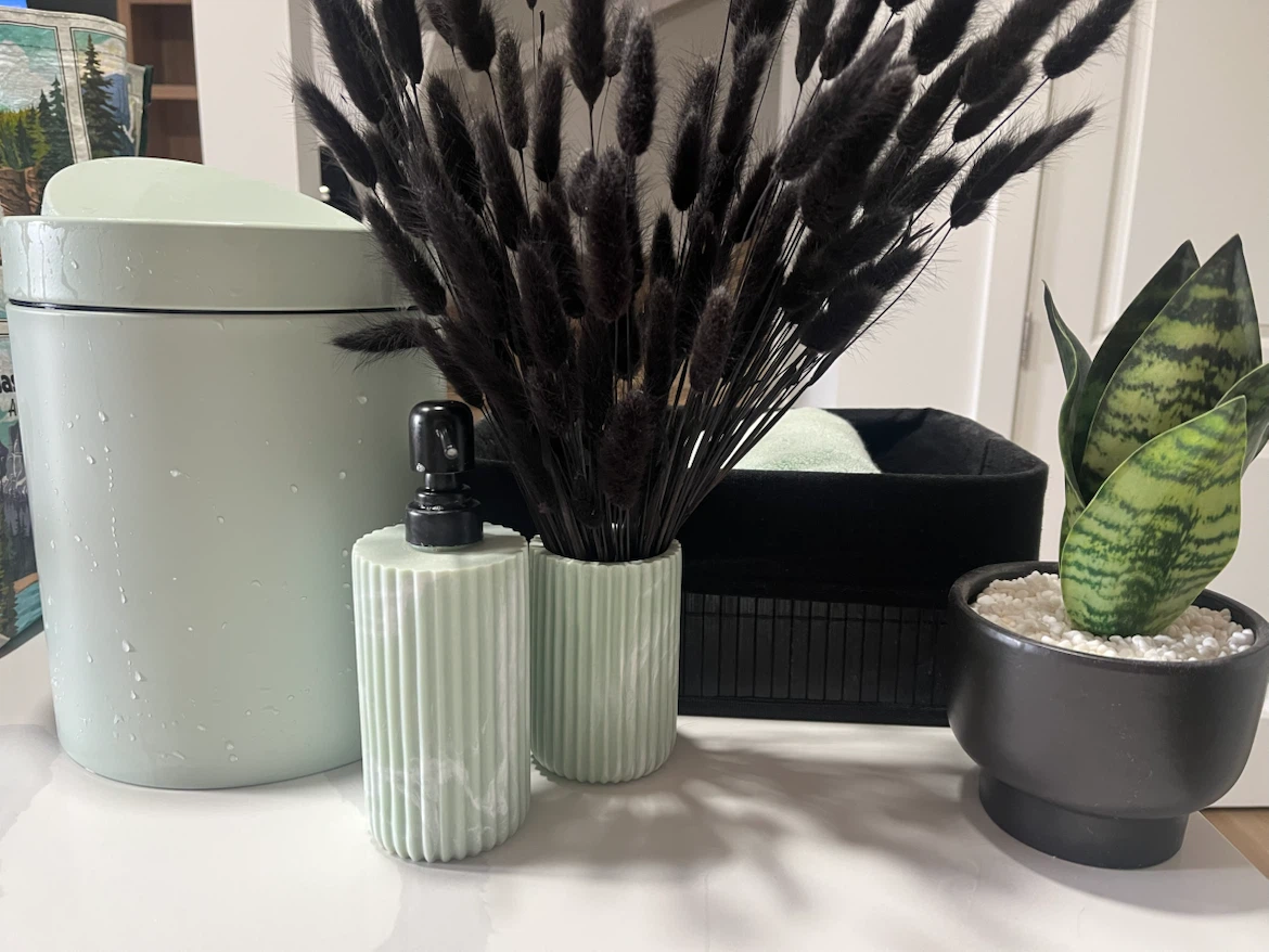 Bathroom accessories