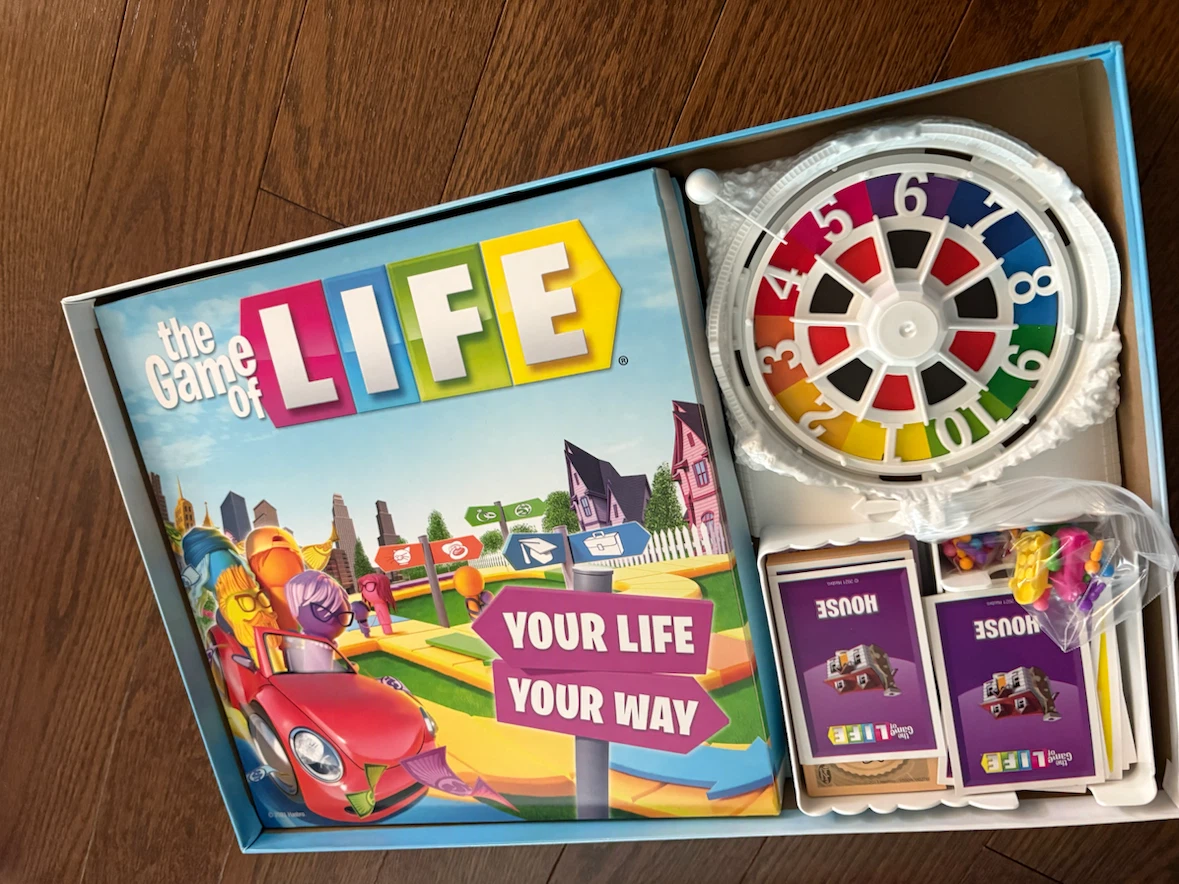 The Game of Life Board Game - photo 2