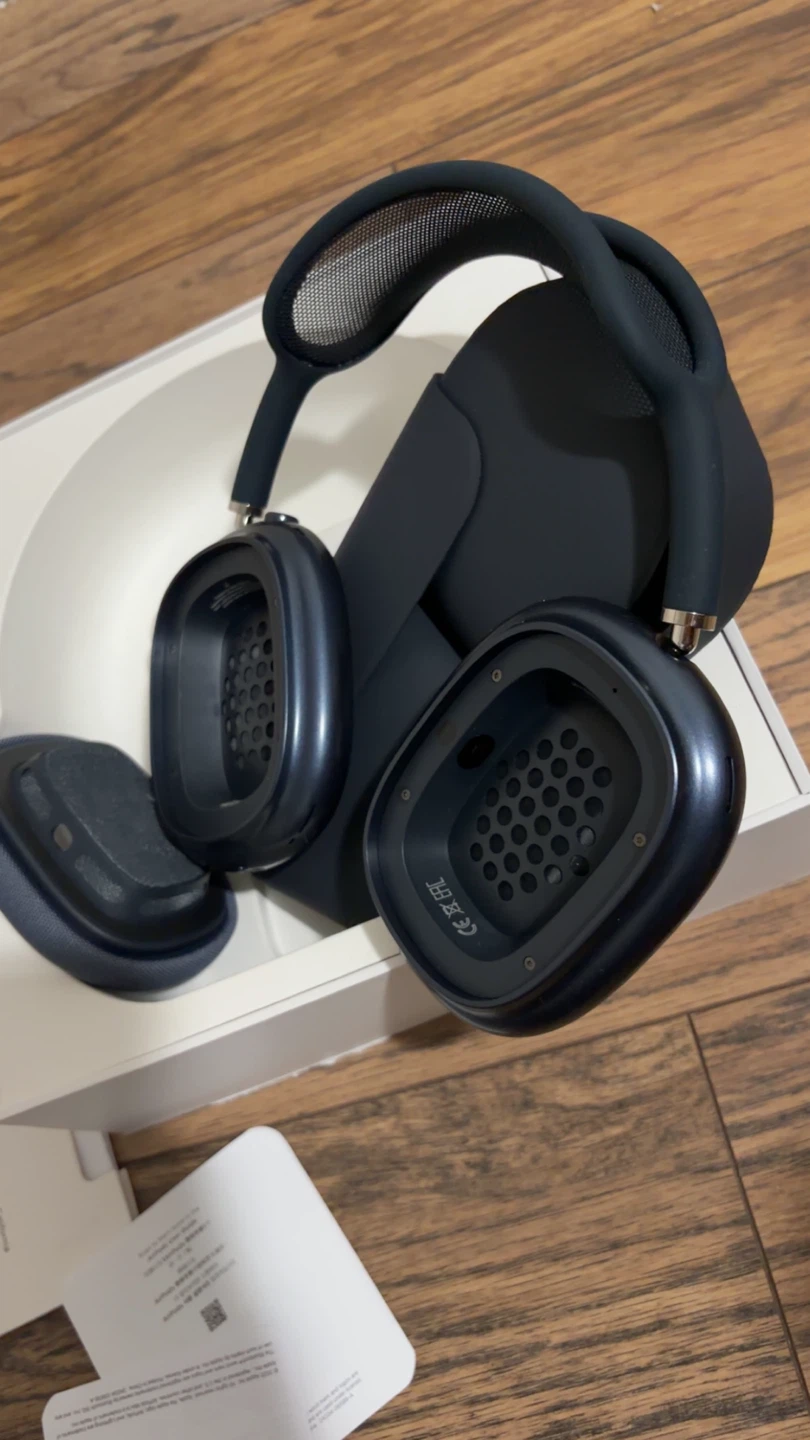 Apple AirPods Max Headphones - Space Grey - photo 2