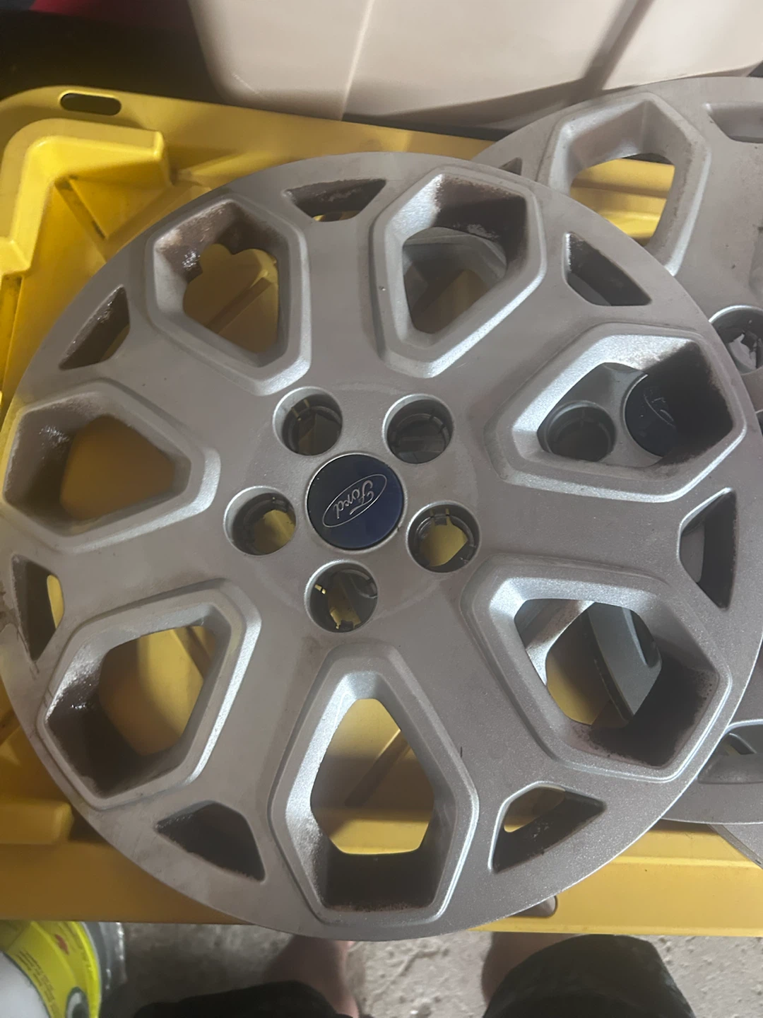 Set of 4 Ford wheel cover - photo 4