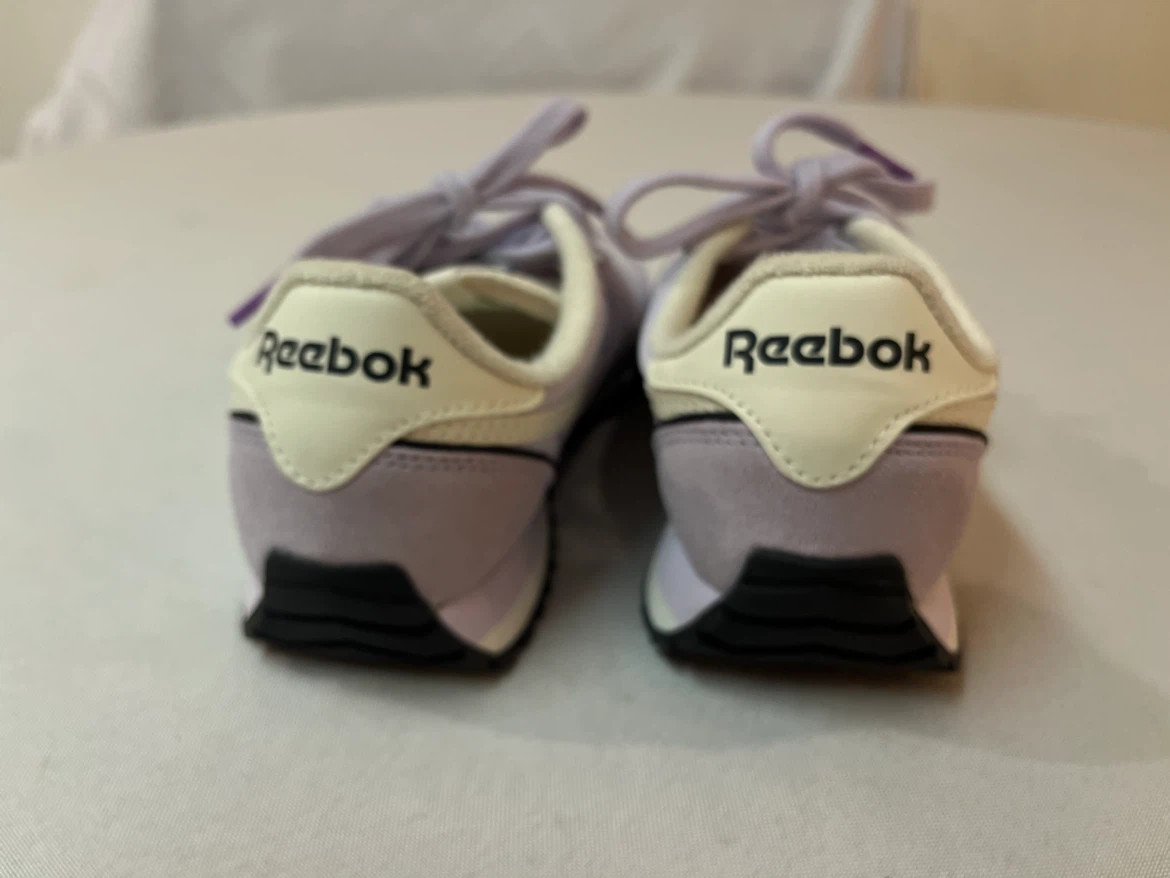 6 - Reebok Classic Shoes - Lavender & White - photo 5