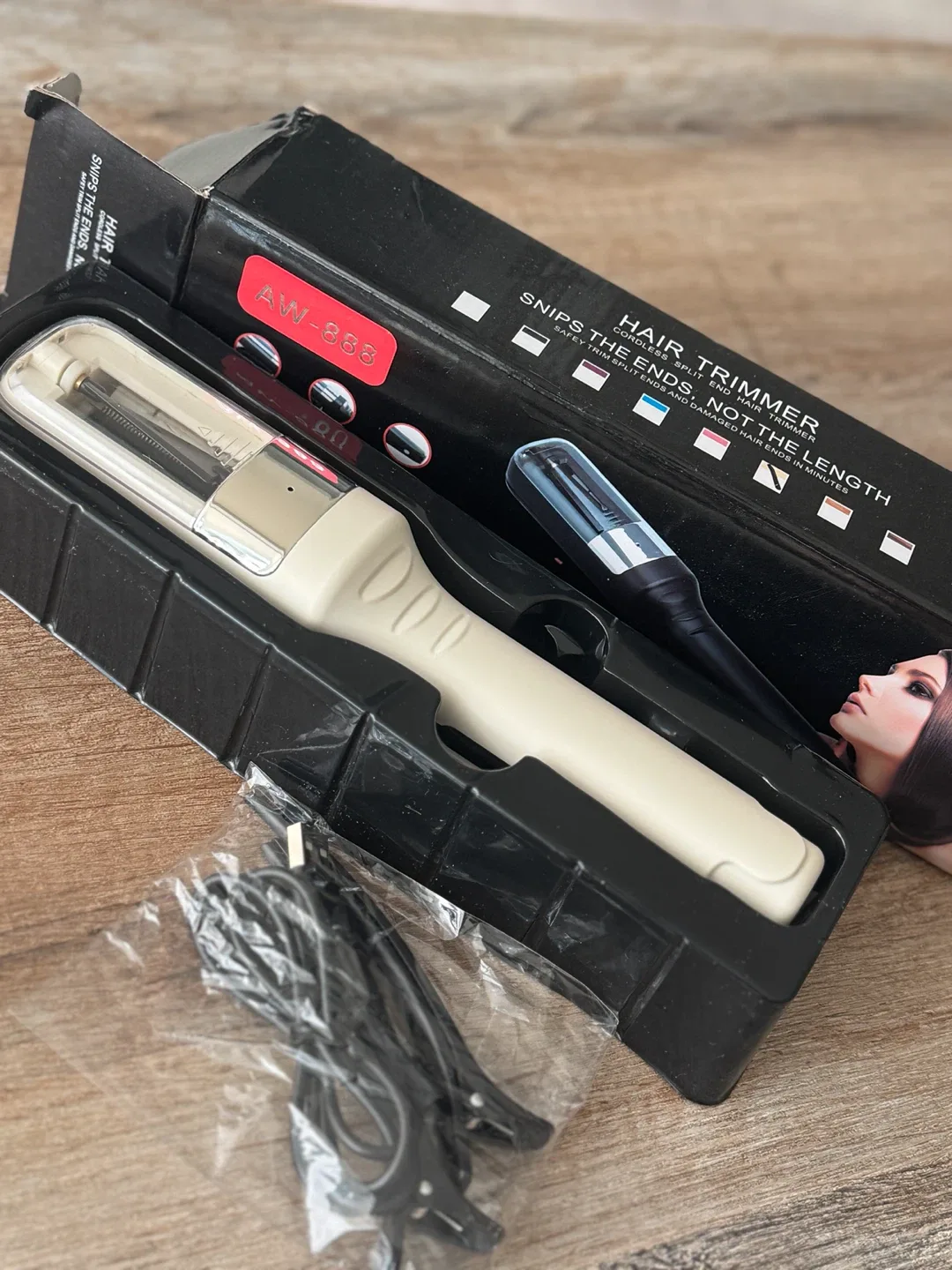 Cordless Split End Hair Trimmer - photo 2