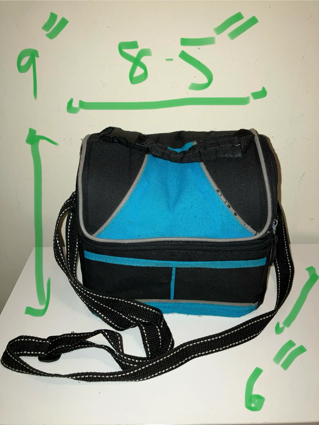 Insulated Lunch Bag with Shoulder Strap