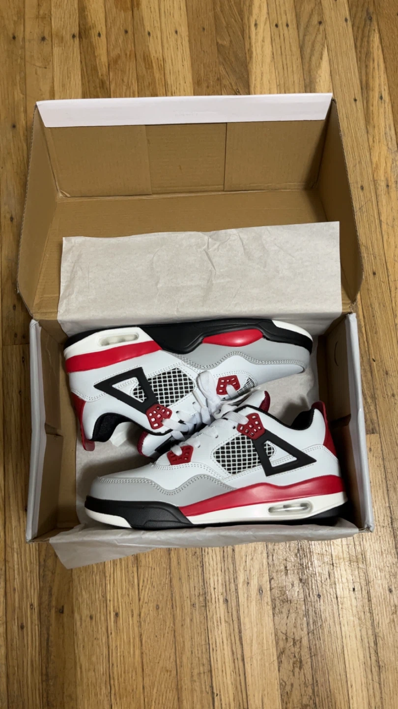 Air Jordan 4 Retro - photo 2