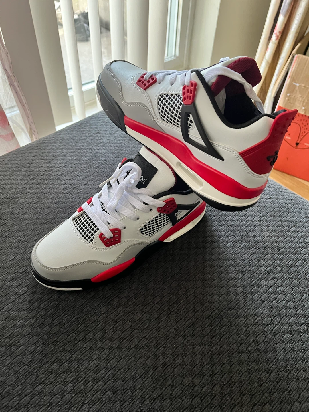 Air Jordan 4 Retro - photo 3