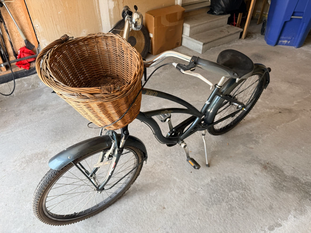 Vintage Schwinn Cruiser Bicycle - photo 4
